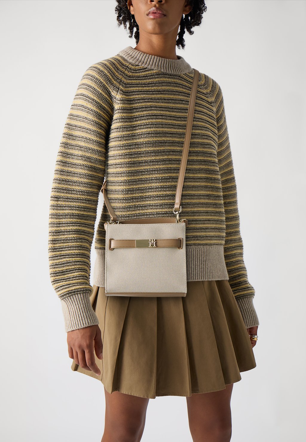 

Сумка HERITAGE MINI SATCHEL Tommy Hilfiger, бежевый