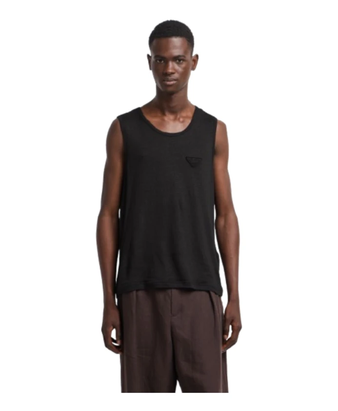 

Льняная футболка с вышитой нашивкой в виде орла. Emporio Armani, черный