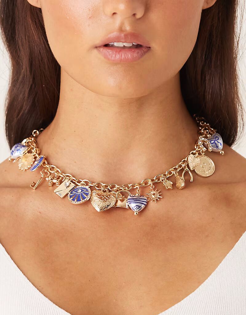 

Короткое ожерелье Limited Edition золотистого цвета с подвесками разных размеров Asos Design