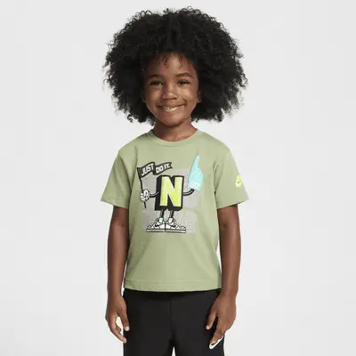 

Футболка Nike Step Up Your Game Toddler Graphic T-Shirt, цвет Oil Green