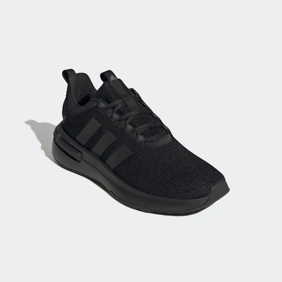 

Кроссовки Adidas Sportswear "RACER TR23", дизайн по стопам Adidas NMD, цвет Core Black / Core Black / Carbon