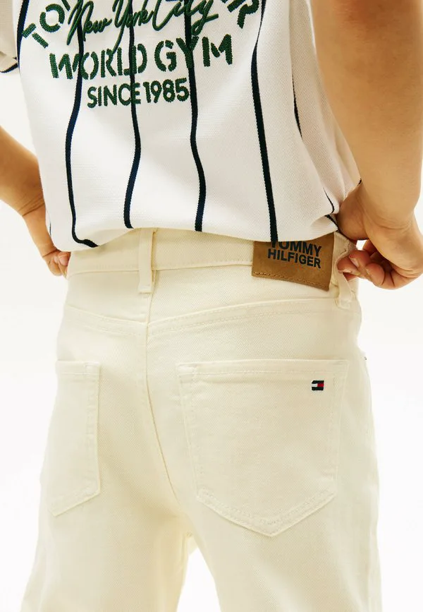 Джинсы свободного кроя с вышивкой флага Tommy Hilfiger, Ecru — фото 4
