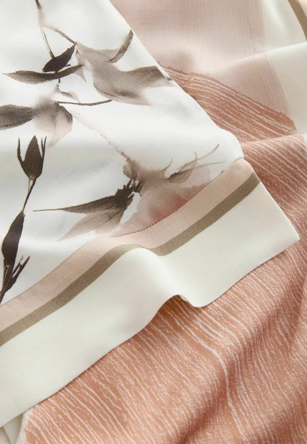 Кимоно прямого кроя, удлиненное. летняя куртка Next, Cream Pink Floral — фото 2