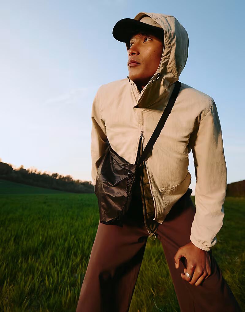 

Куртка Barbour Riverdale с защитой от дождя в тумане