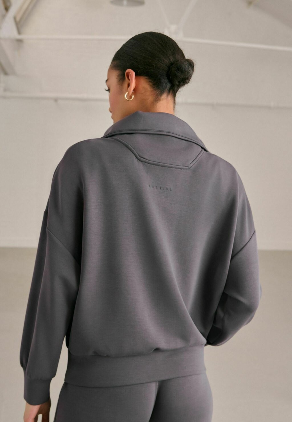 

Толстовка SOFT TOUCH QUARTER ZIP Next, серый