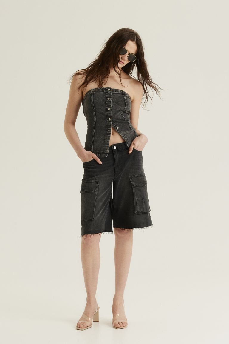 

Низкие джинсовые шорты карго H&M, черный