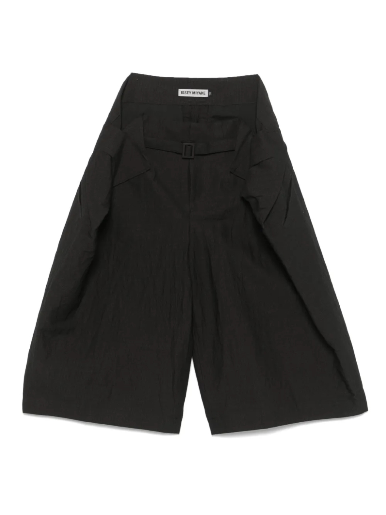 

Шорты Fold To Form Issey Miyake, черный