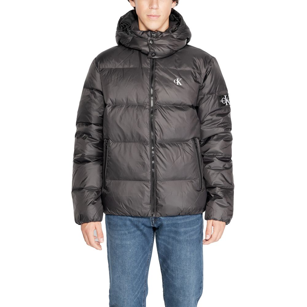 

Черная куртка из полиамида Calvin Klein Jeans