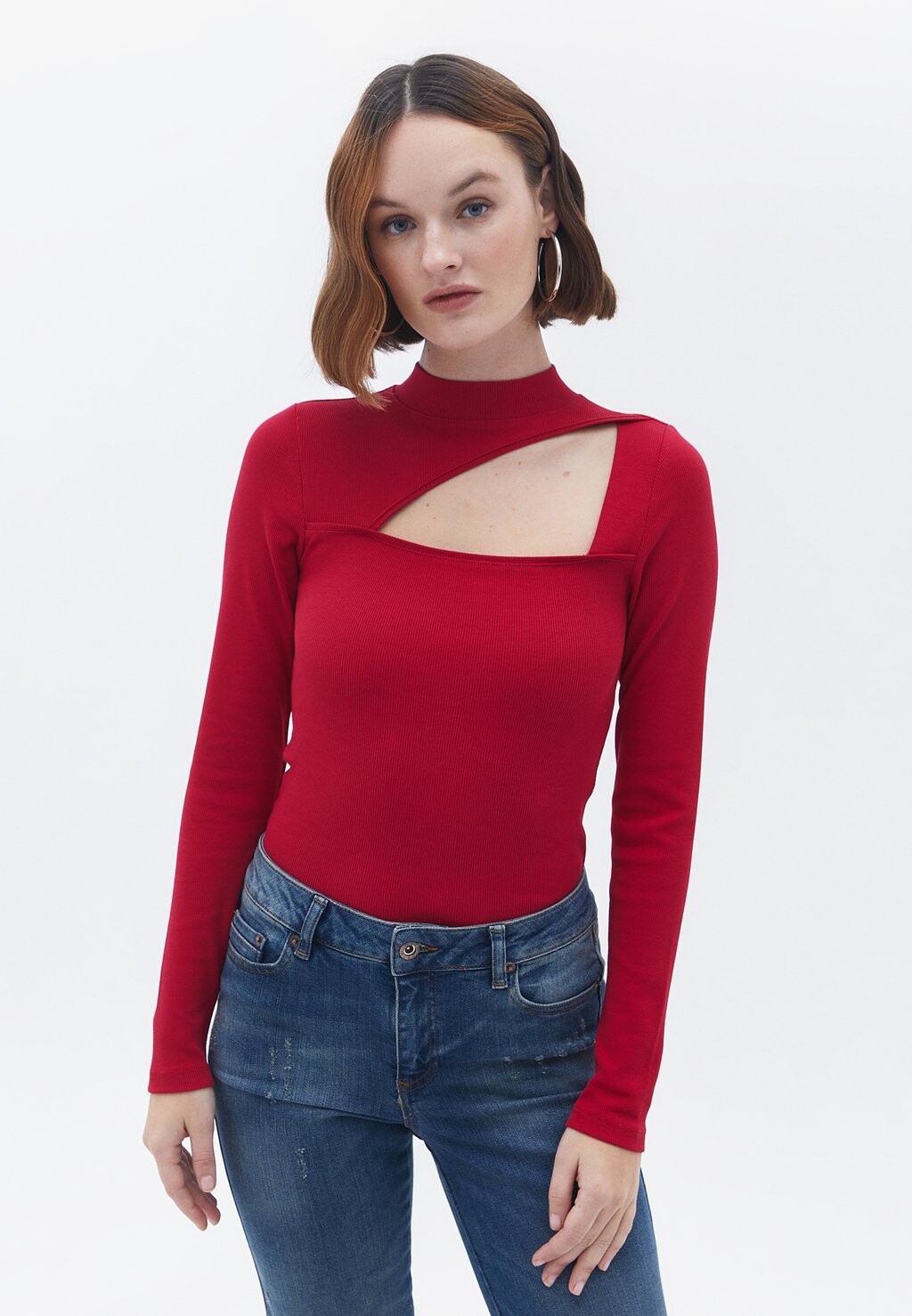 

Футболка с длинным рукавом Langarm Mit Cut Out Detail OXXO, цвет persian red
