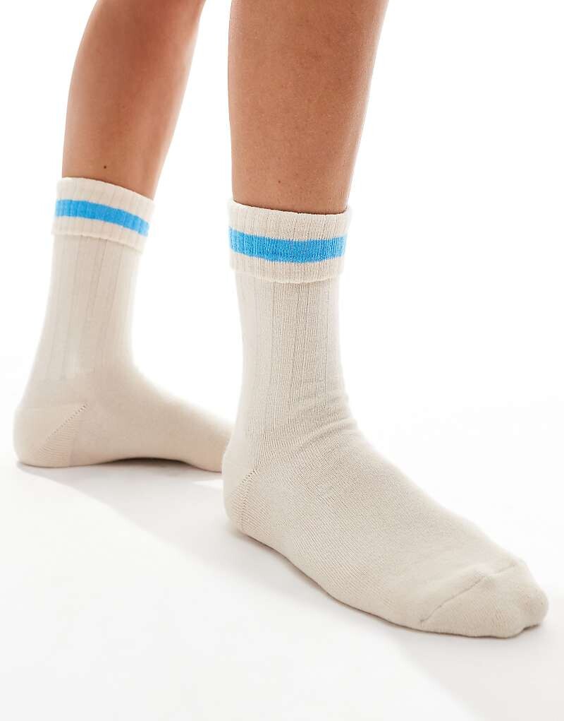 

Носки ASOS DESIGN с синими полосками
