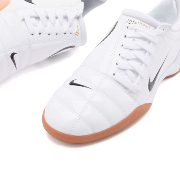 T90 с кроссовками Nike, мультиколор — фото 3