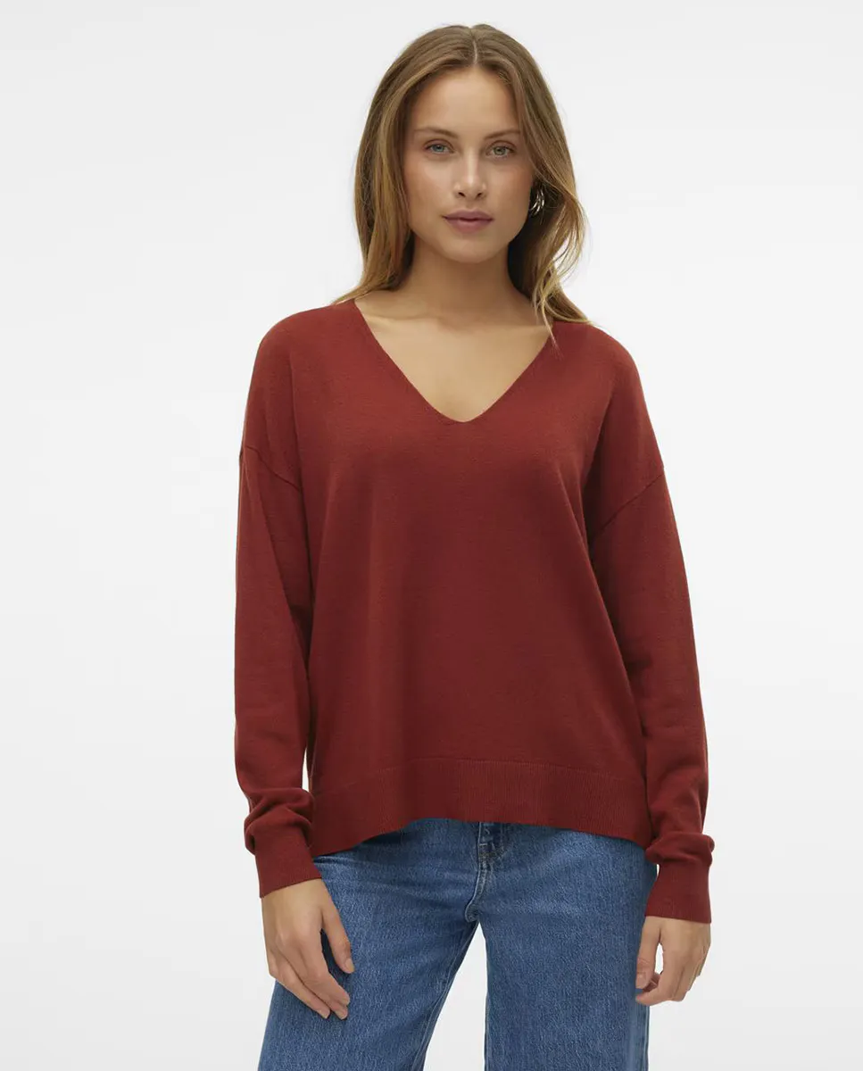 

Женский свитер с V-образным вырезом и заниженной линией плеч Vero Moda, цвет Rojo Granate