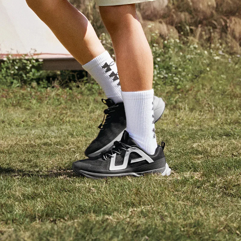 Детские кроссовки Outdoor Collection Under Armour черные — фото 4