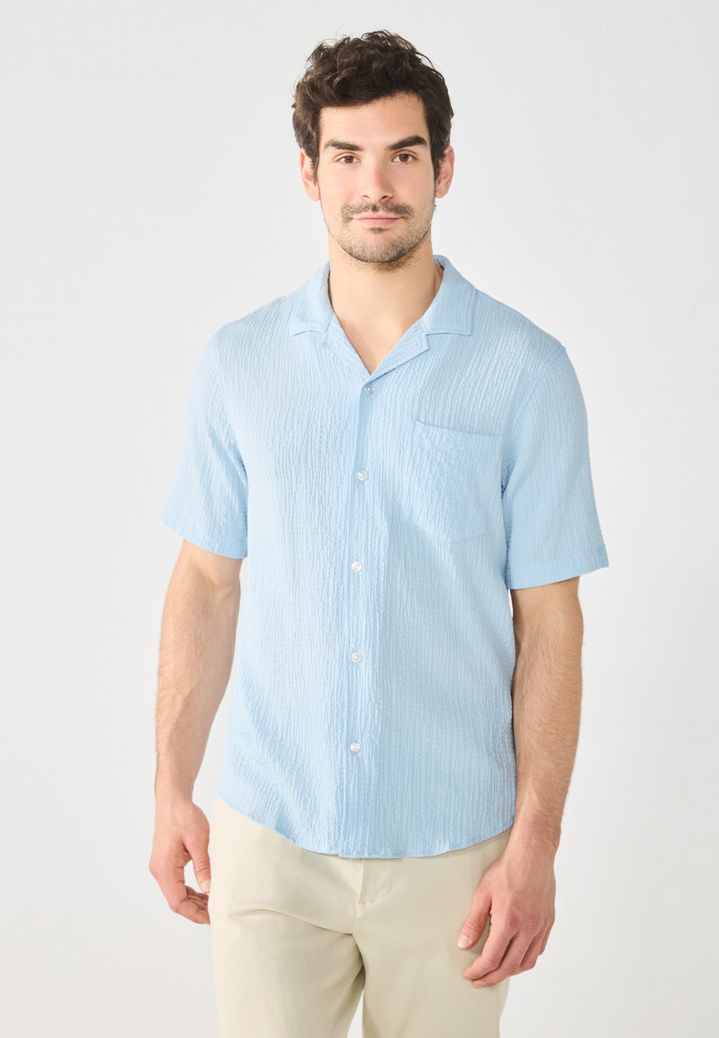 

Рубашка TEXTURED SHORT SLEEVE Pier One by Zalando, светло-голубой