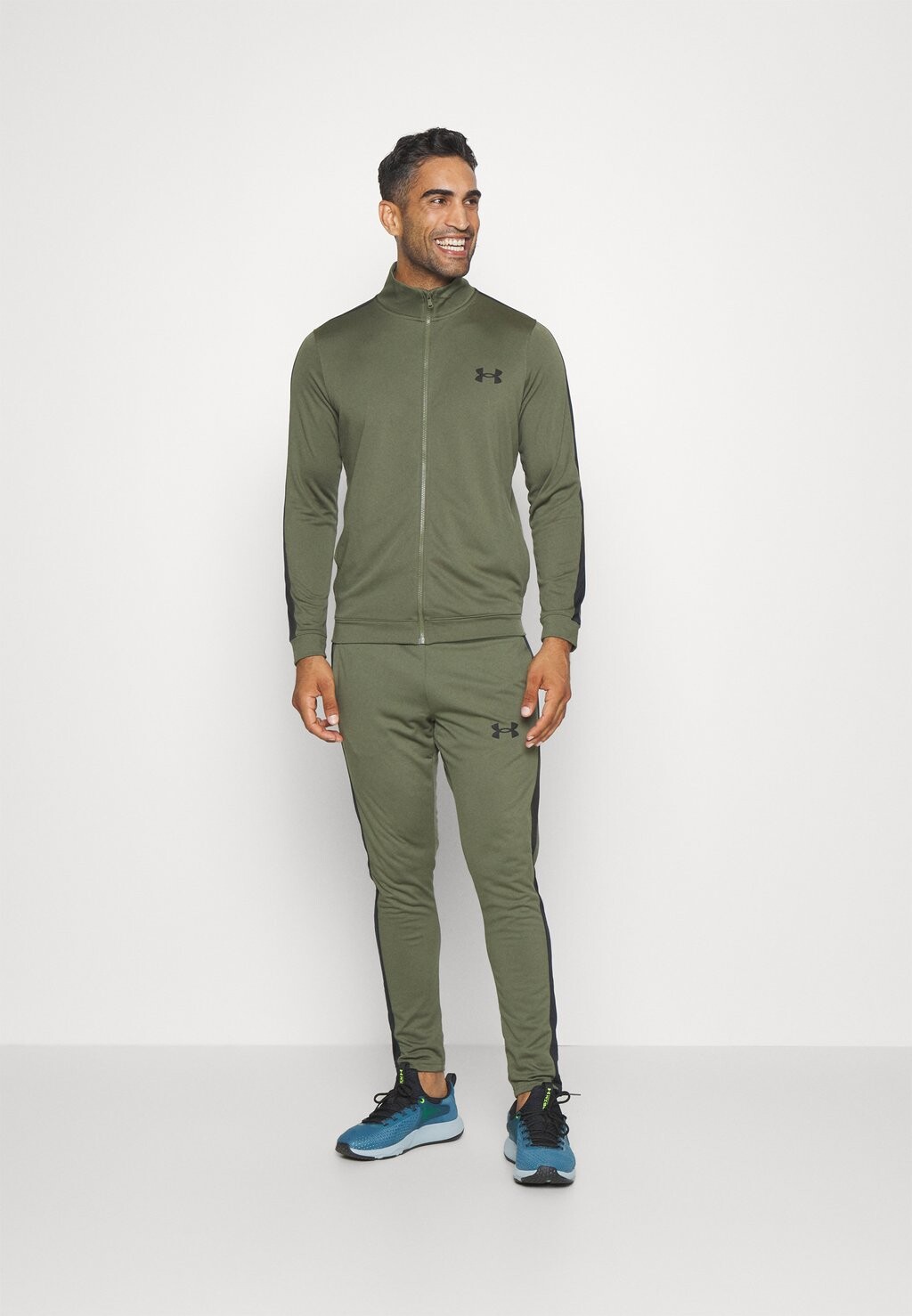 

Спортивный костюм СПОРТИВНЫЙ КОСТЮМ Under Armour, морской зеленый/черный