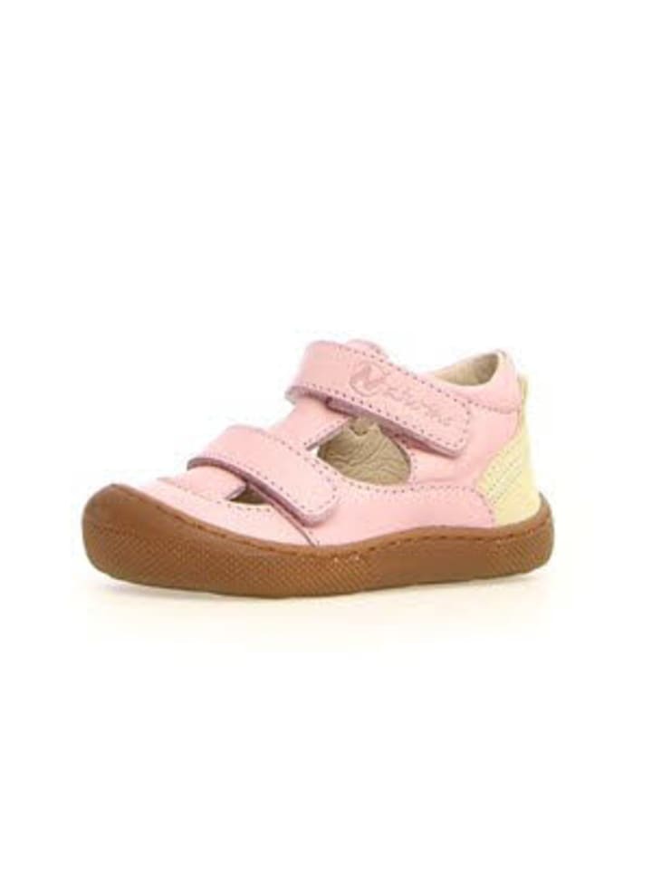 

красные сандалии Naturino