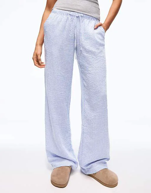 

Синие льняные брюки с эластичным поясом Bershka