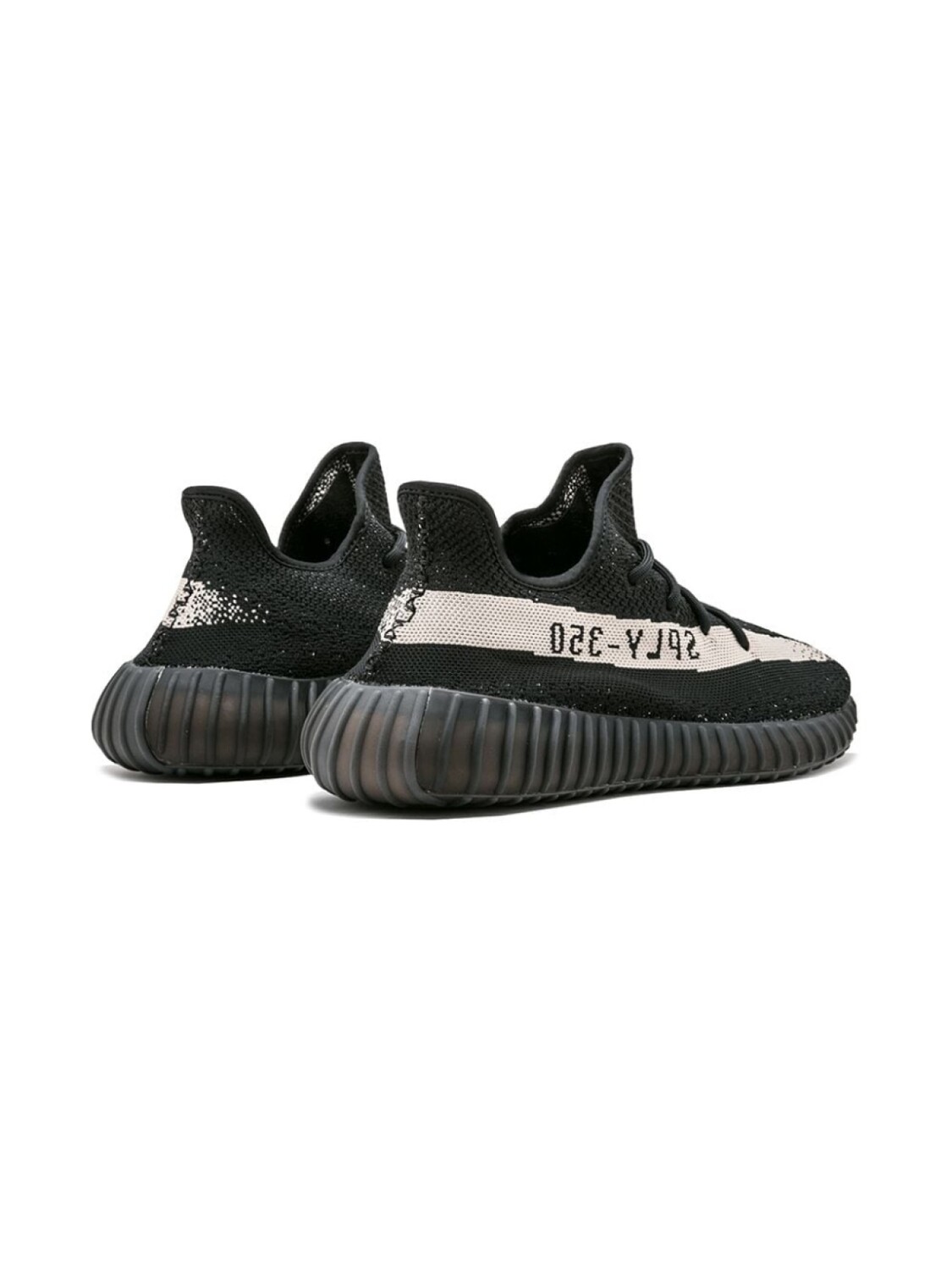 Кроссовки YEEZY Boost 350 V2 Oreo adidas Yeezy, черный — фото 3