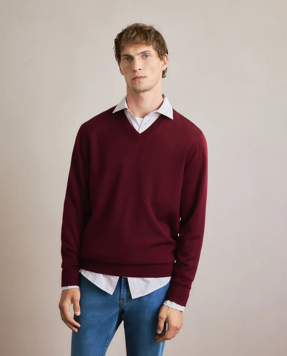 

Джемпер с V-образным вырезом, гладкий, 100% мериносовая шерсть Emidio Tucci, бордовый