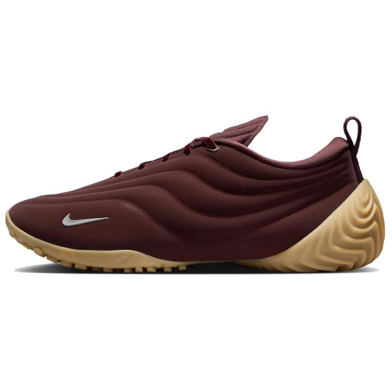 

Женские кроссовки Astra Ultra Abrasion Resistant низкие повседневные для бега burgundy Nike, светло-коричневый