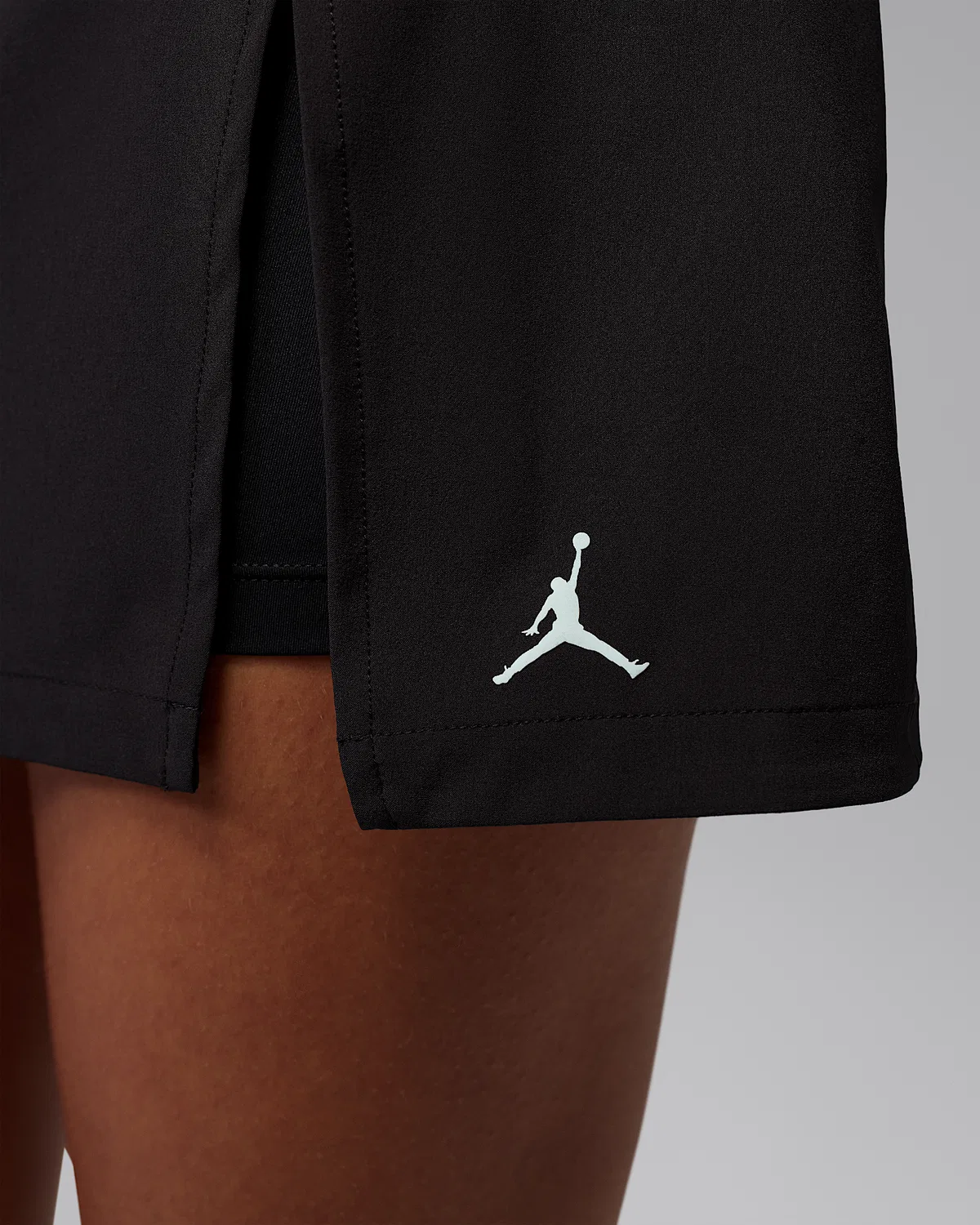 Женская юбка Dri-FIT Jordan Sport Essentials, Black/White — фото 4