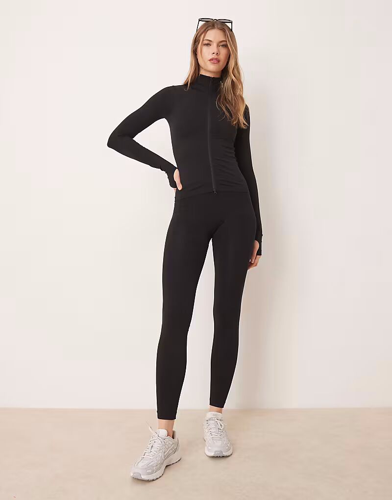

Бесшовные моделирующие леггинсы ASOS DESIGN черного цвета