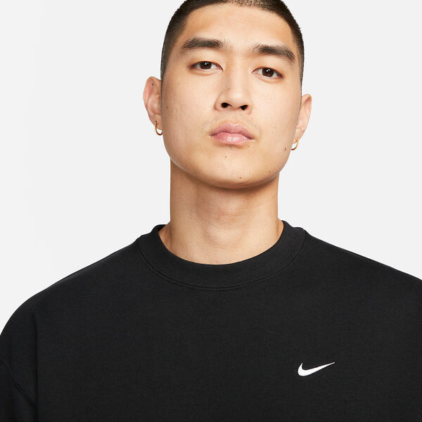 Футболка Nike Solo Swoosh Short Sleeve French Terry Top 'Black', черный — фото 2
