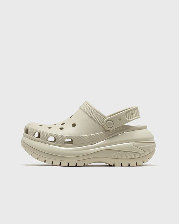 

Сандалии Crocs Classic Mega Crush Clog, цвет bone