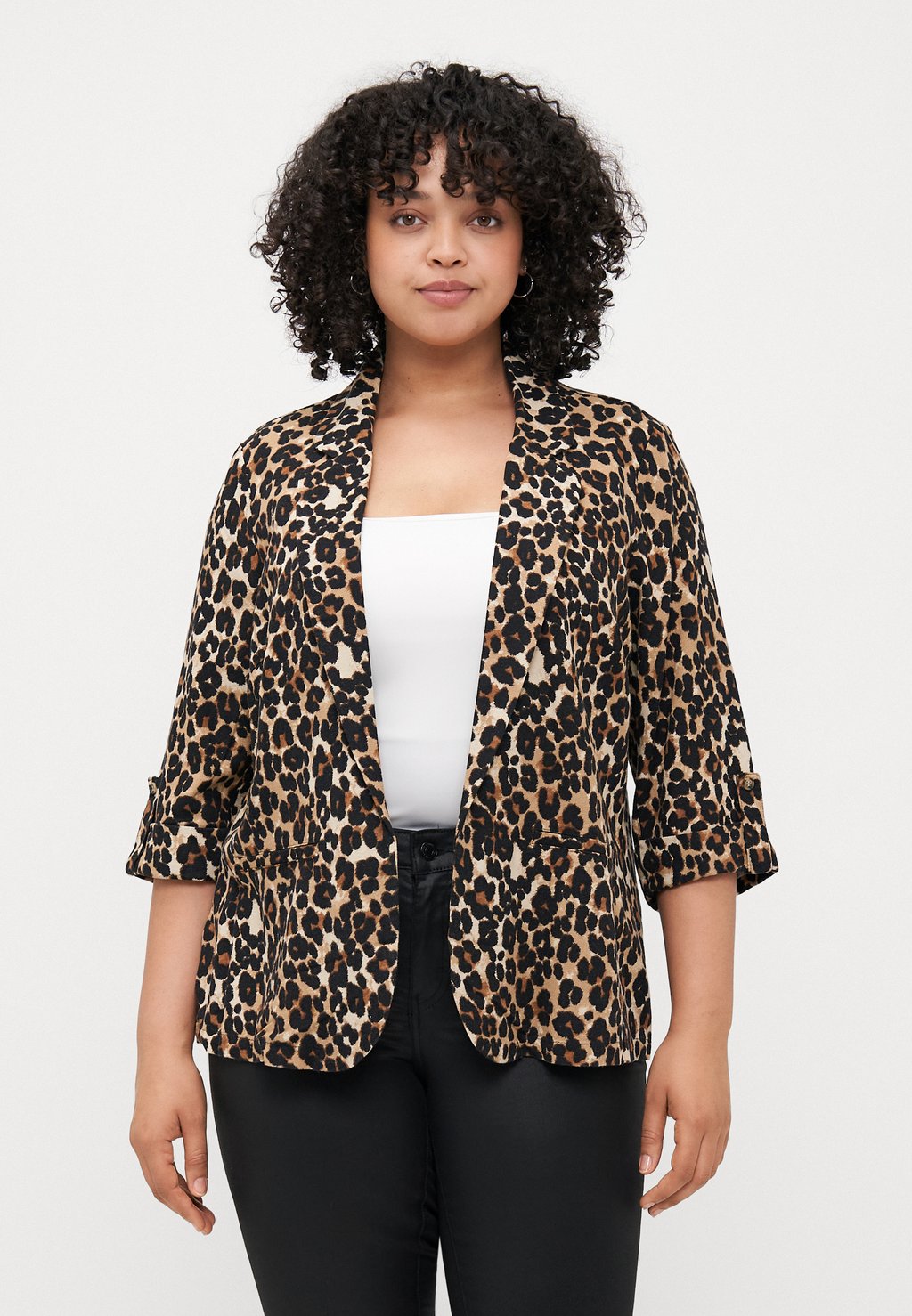 

Блейзер VMCJESMILO 3/4 Vero Moda Curve, коричневый