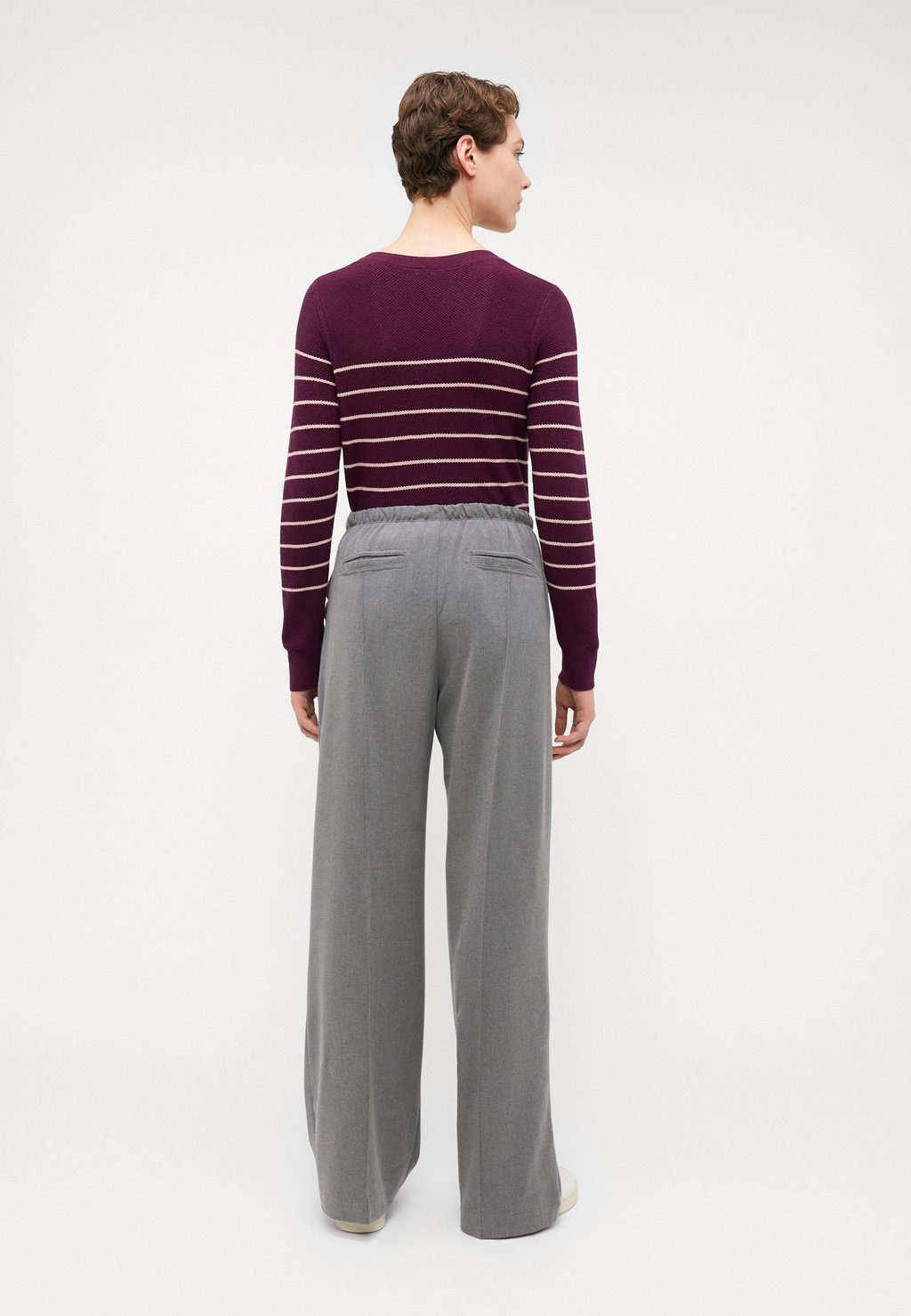 

Брюки PULL ON Gap Tall, черный