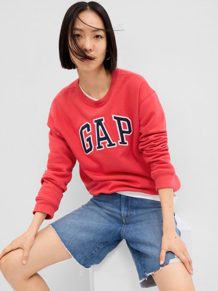 

Толстовка с логотипом Gap, красный