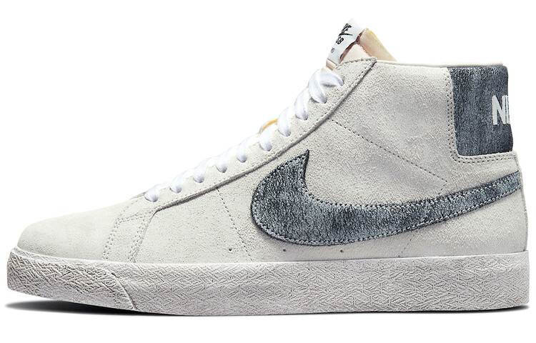 

Nike SB Blazer Mid Faded Sail Черный