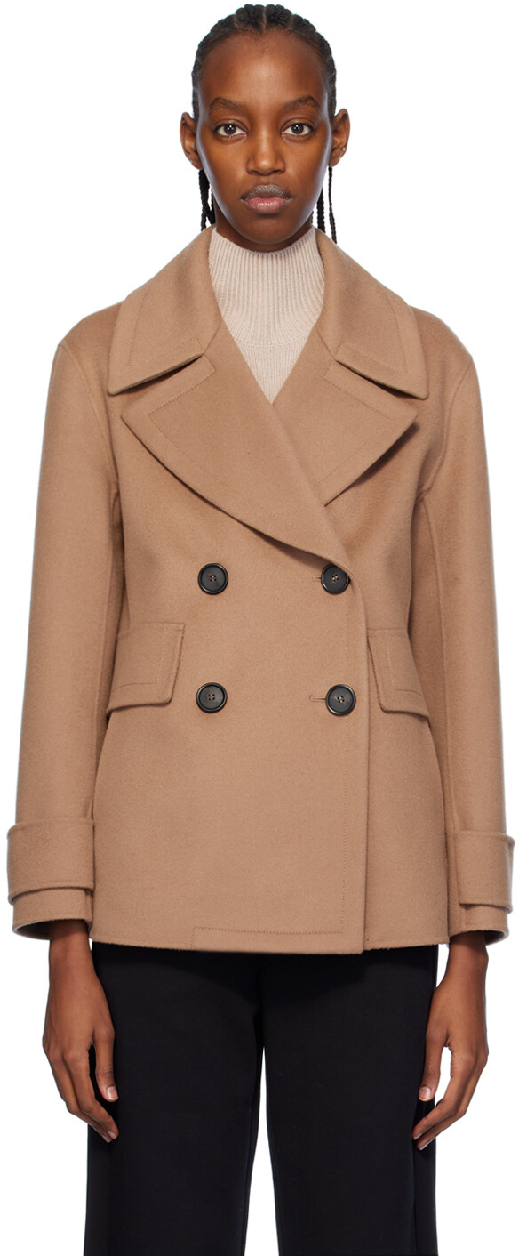 

Коричневая куртка Cloe Max Mara