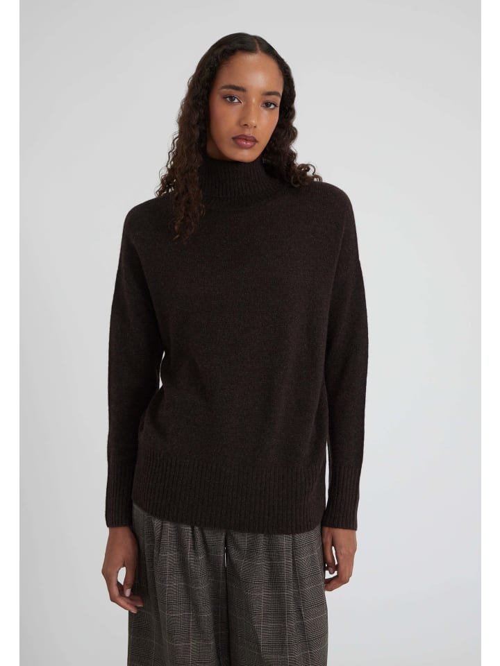 

Водолазка большого размера в цвете кофе Style Republic