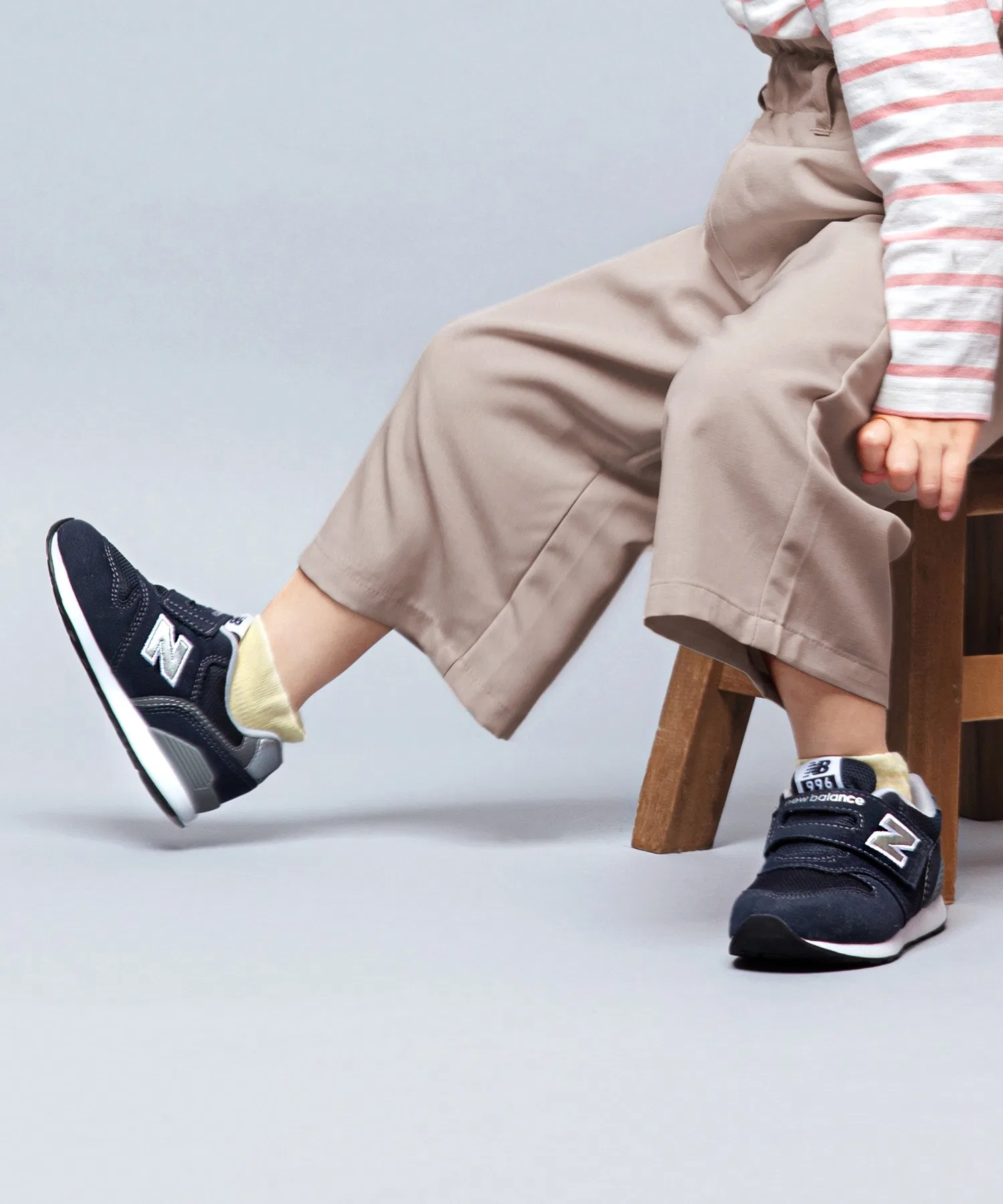 Детские кроссовки New Balance IZ996 — фото 4