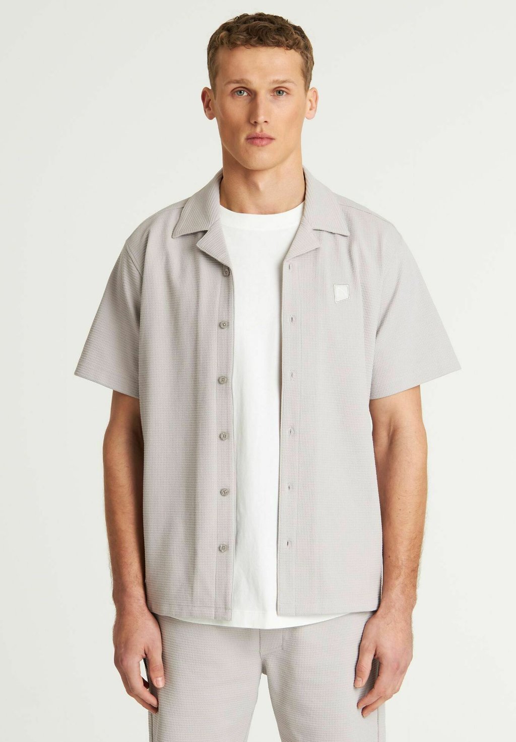 

Рубашка SHORTSLEEVE DOBY STRUCTURE CHASIN', бежевый