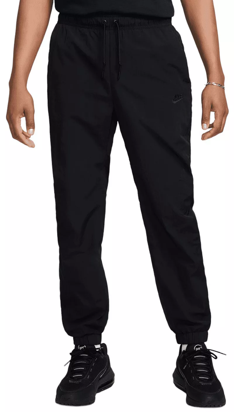 

Мужские брюки прямого кроя из технической ткани Nike, черный