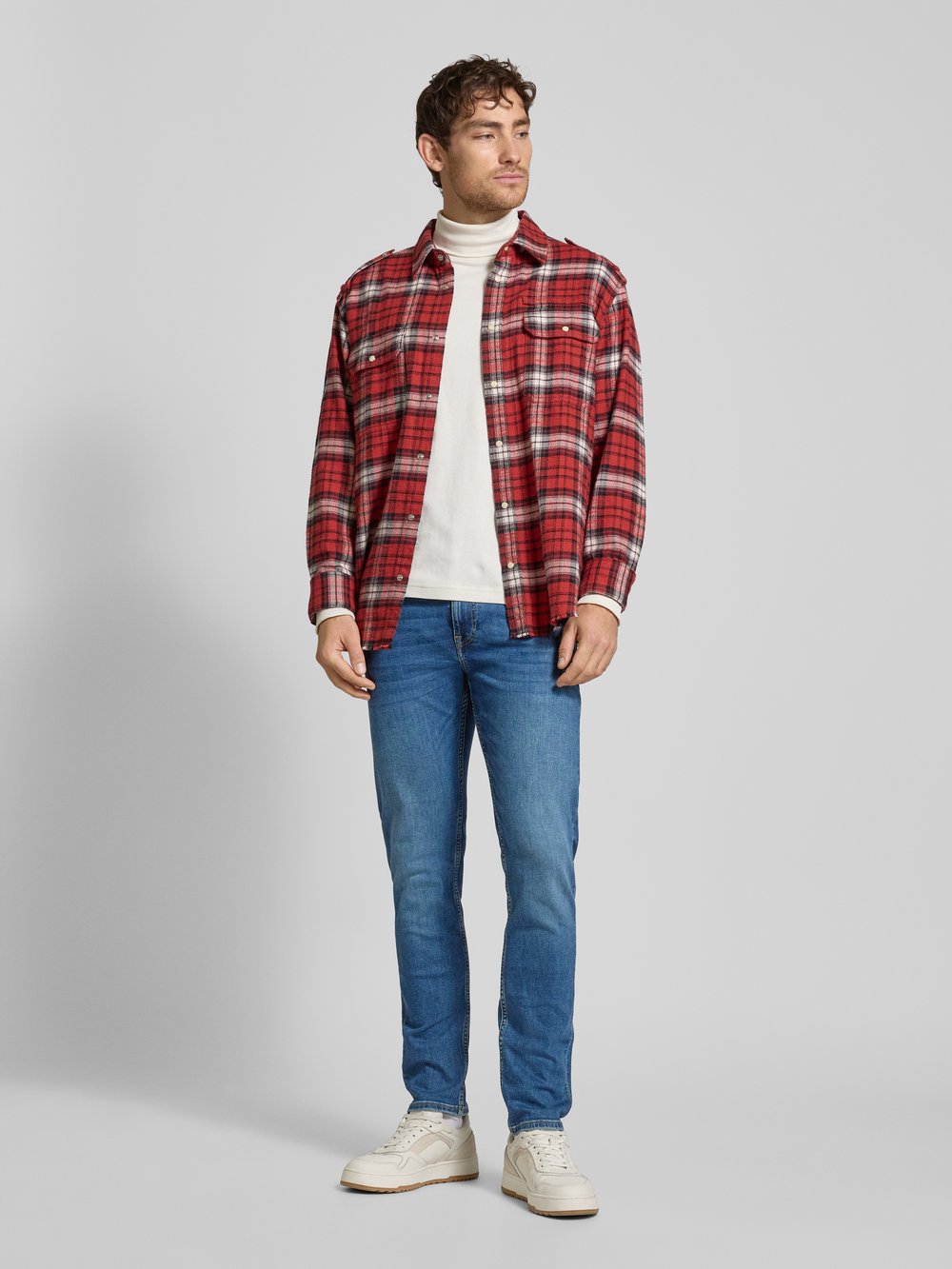 

Джинсы облегающего кроя с 5 карманами, модель «BLEECKER» Tommy Hilfiger