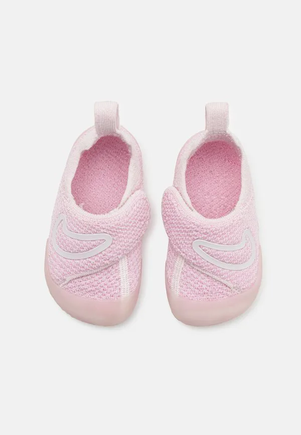 Nike swoosh 1 bt унисекс первые кроссовки Nike Sportswear, Pearl Pink/Pink Foam — фото 4