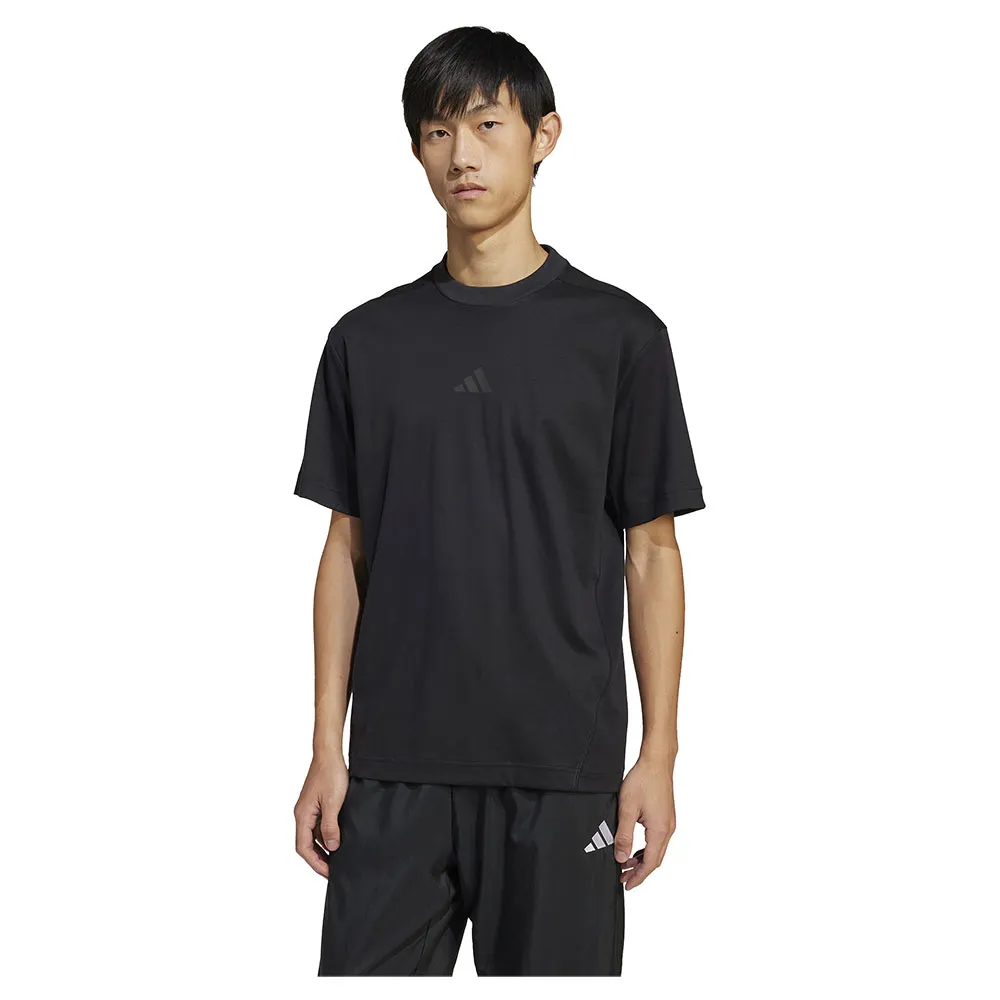 

Футболка с коротким рукавом adidas City Escape, черный