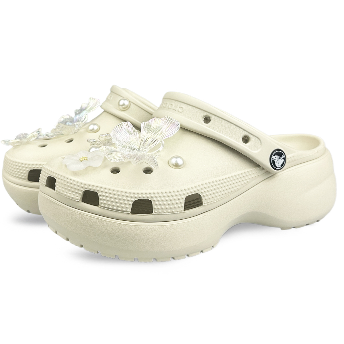 Crocs Классические платформенные клоги Классические платформенные клоги Женские экрю-белые, цвет White — фото 3