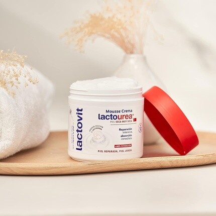 Крем для лица Lactovit — Lactourea Увлажняющий и тела для сухой и очень сухой кожи, 250 мл — фото 2