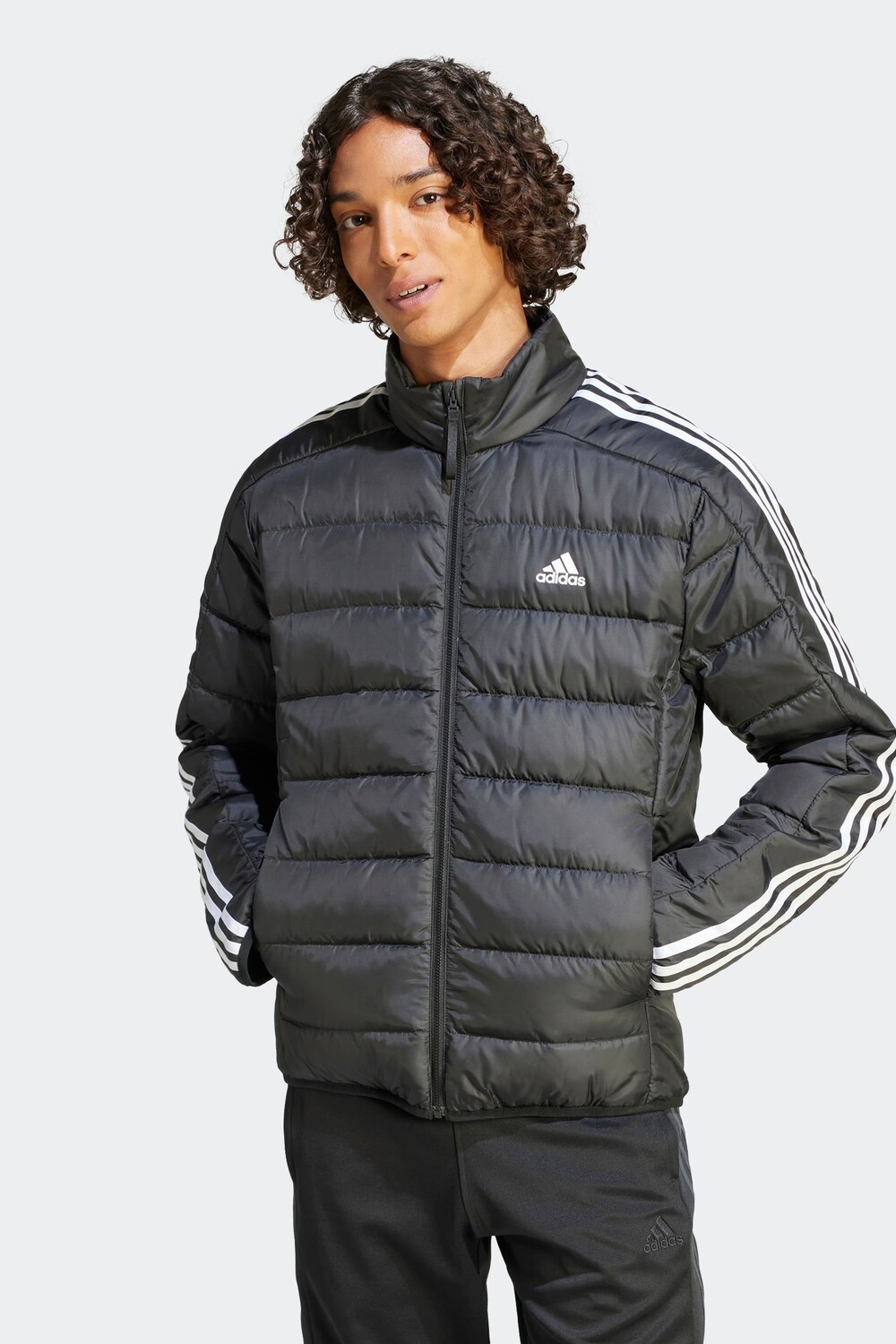 

Легкий пуховик Essentials с тремя полосками Adidas Terrex, черный