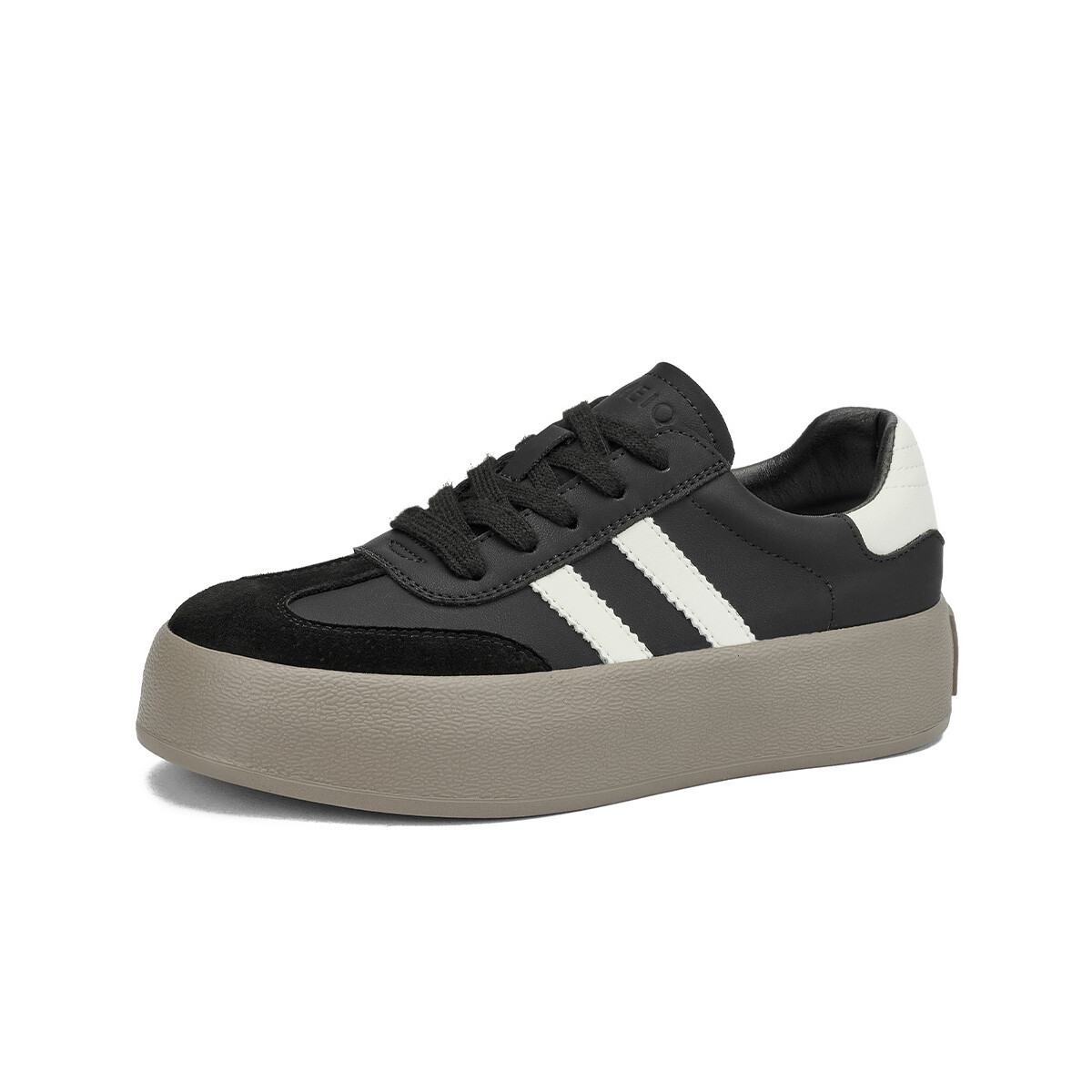 

Кроссовки GEMEIQ Skateboarding Shoes Women's Low-top, коричневый