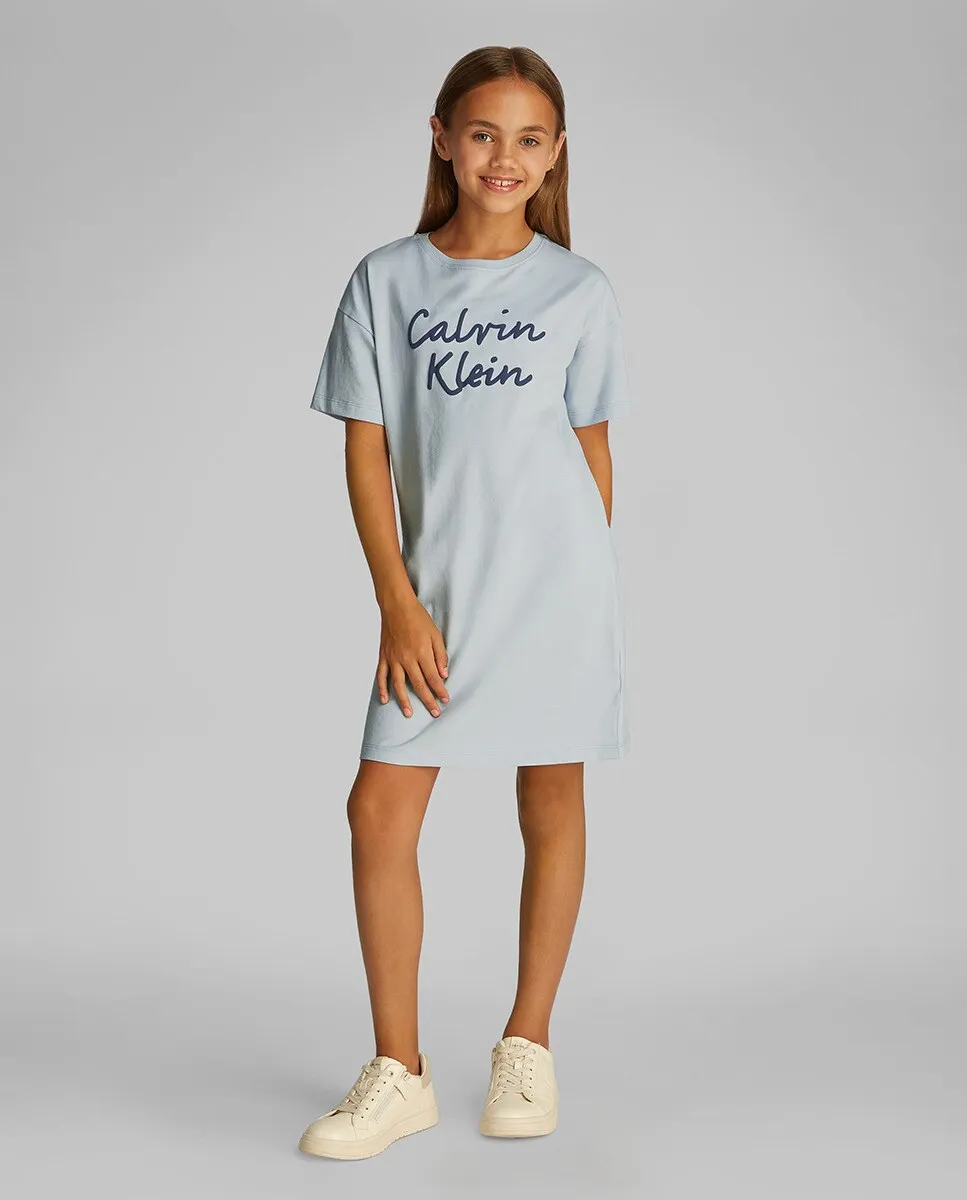 

Платье-футболка для девочки с курсивным логотипом Calvin Klein, голубой