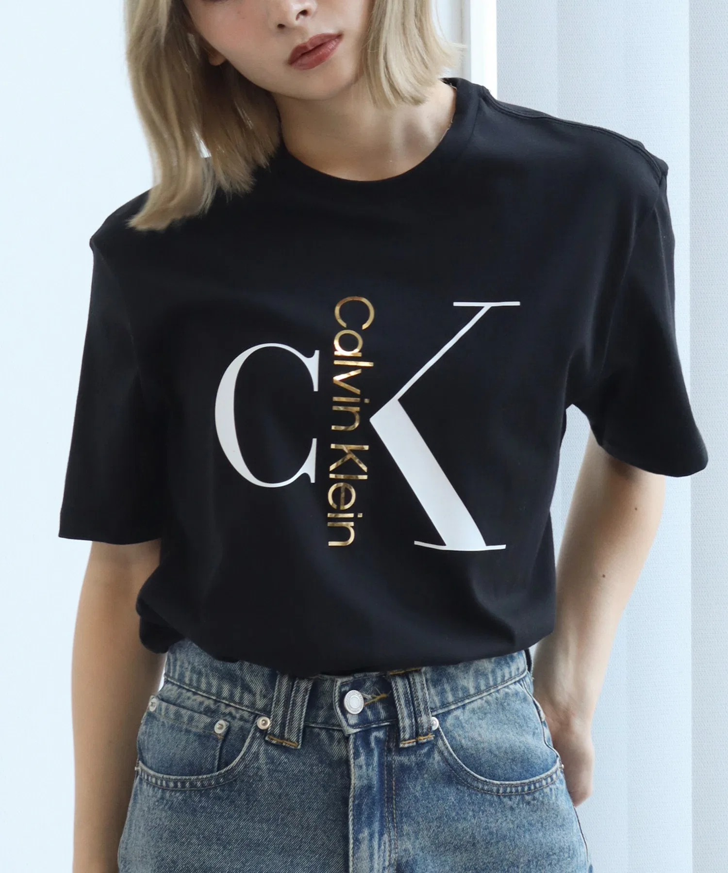 Унисекс футболка Calvin Klein с логотипом, белая — фото 2