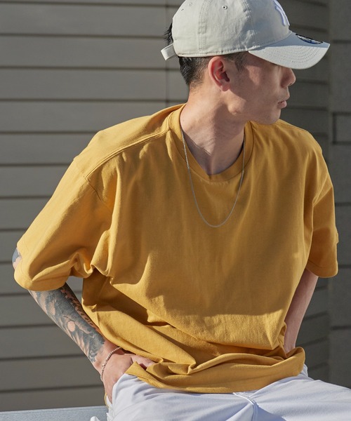 

Мужская футболка United Athle, стандартный крой, свободный, короткий рукав, средняя плотность (120 г), желтый