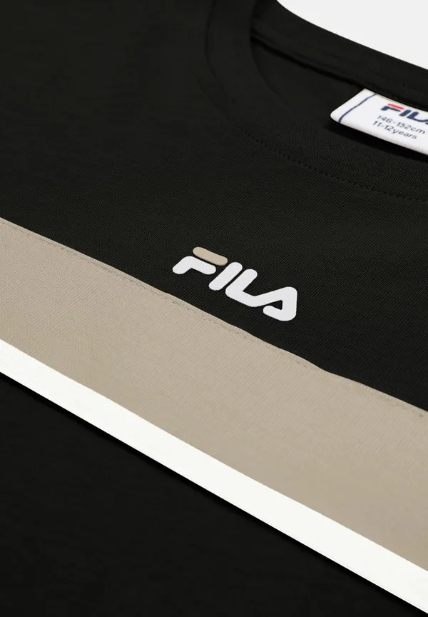 Одежда для кур, обычная футболка с принтом на ленте. Fila, Black — фото 3