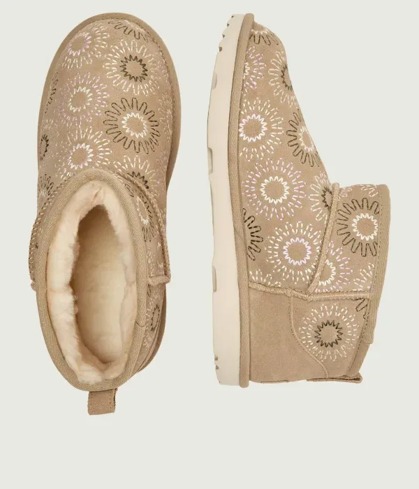 Классические ультраминиатюрные зимние ботинки Sun Stitch Ugg, бежевый — фото 4