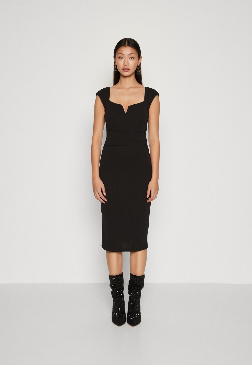 

Платье из джерси Nora V Midi Dress WAL G., черный